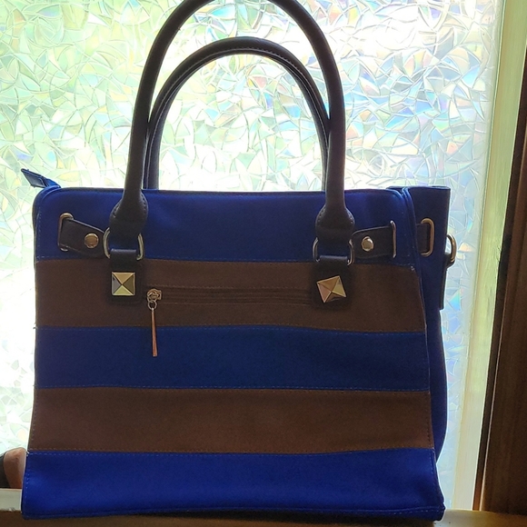 Michael Kors bag - Picture 3 of 8